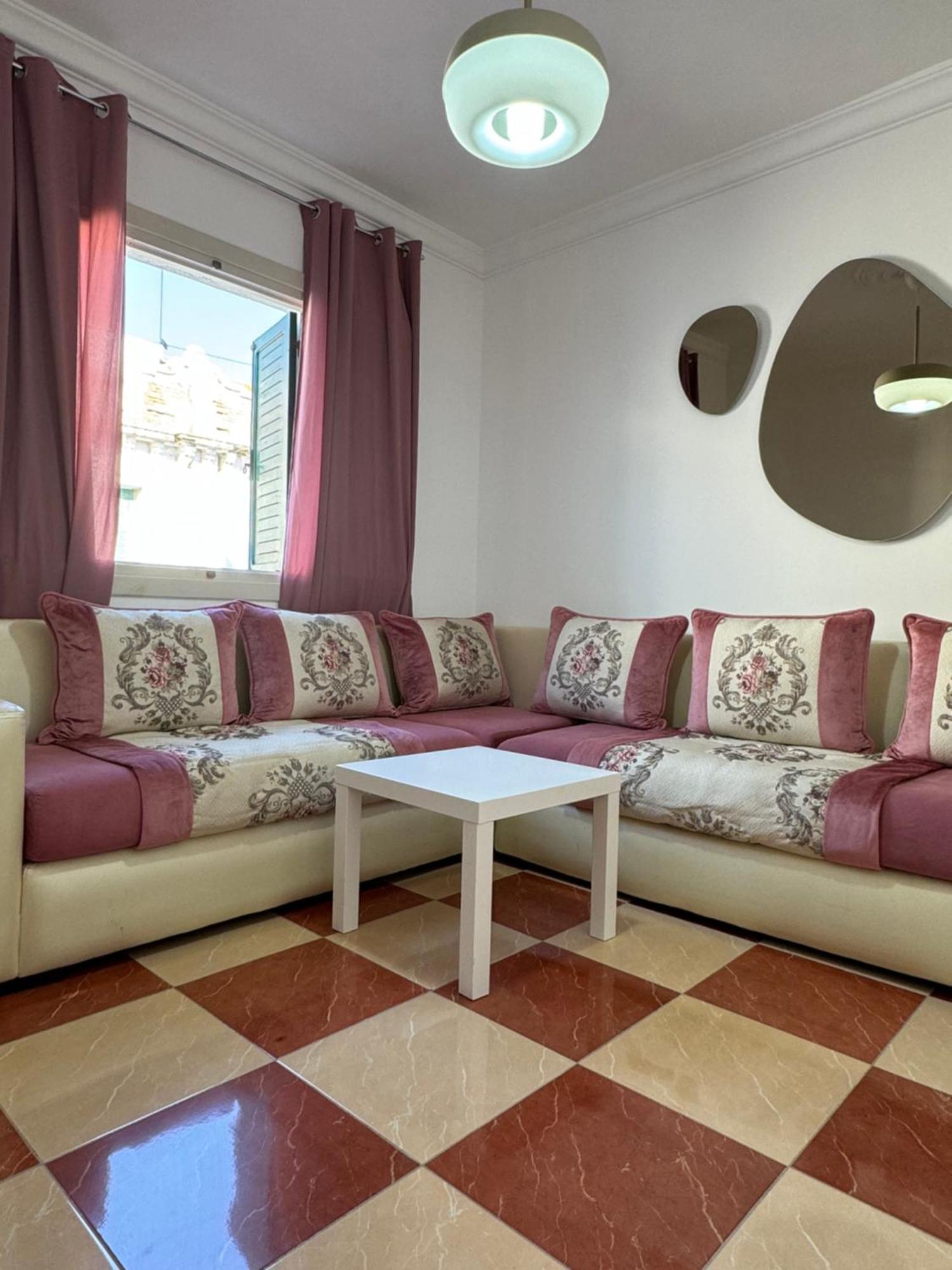 Joli Appart Avec Terrasse Au Centre Ville Tétouan Exterior photo